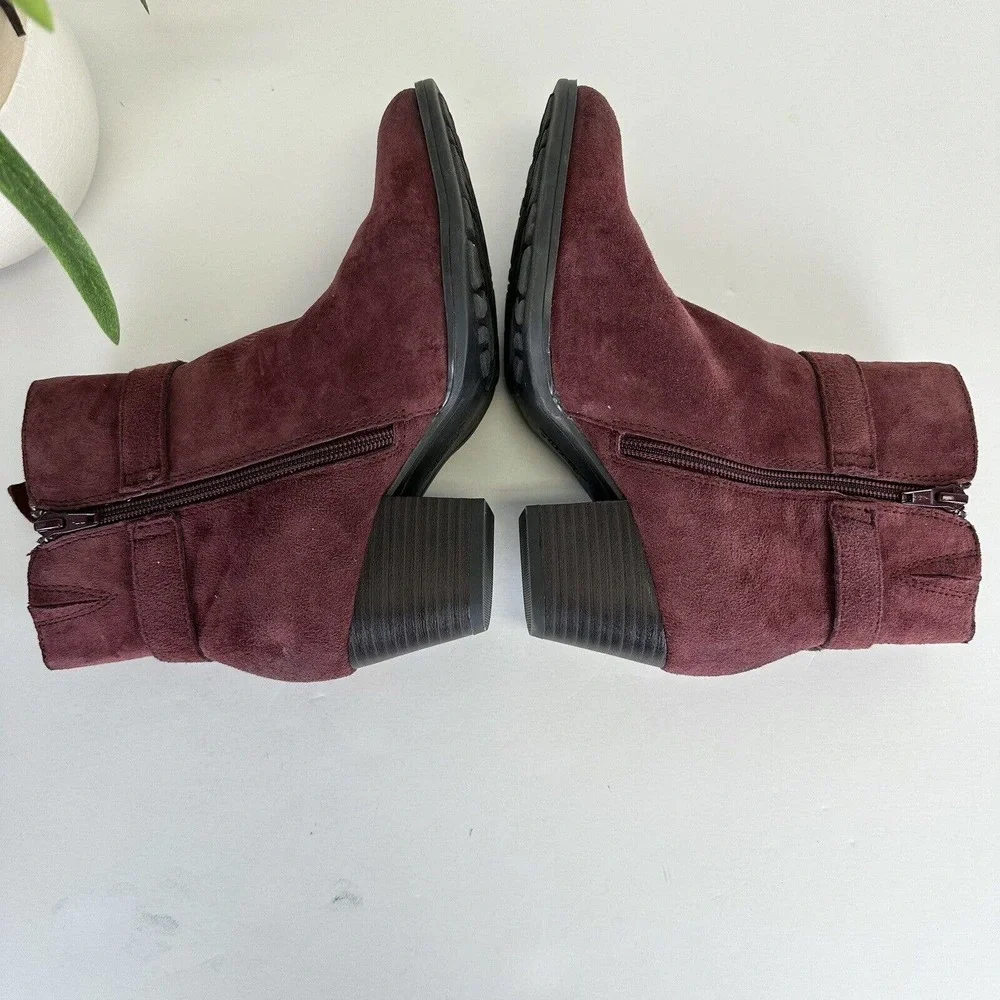 Earth Shoes Royal Ankle Boots Wine Red Ankle Zip Burnished Stacked‎ Heel Size 7B